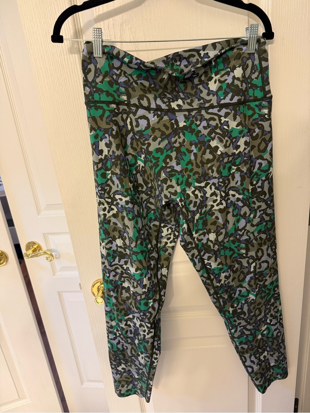 aerie Teal, Blue & Black Abstract Cheetah Leggings